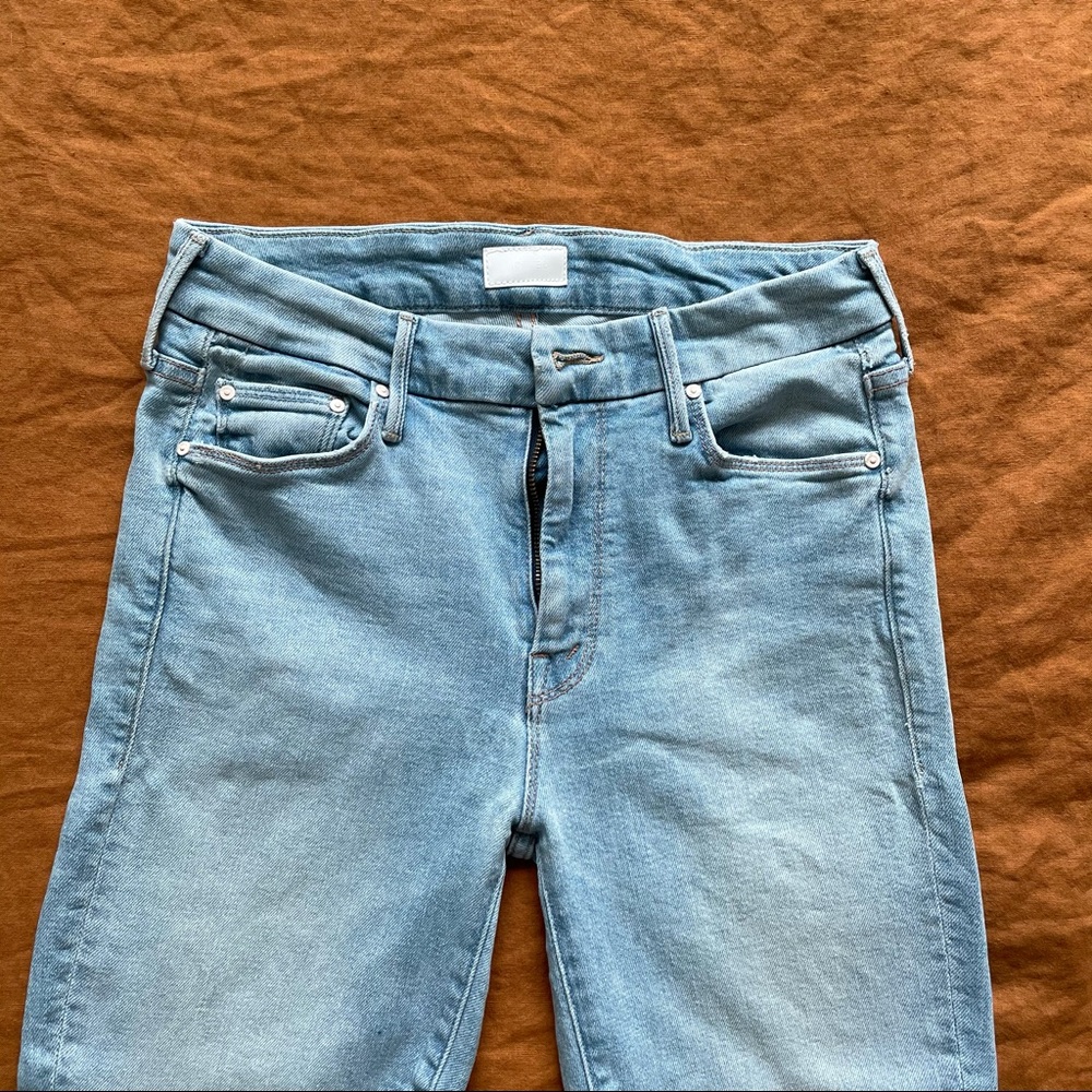 MOTHER The Looker Crop